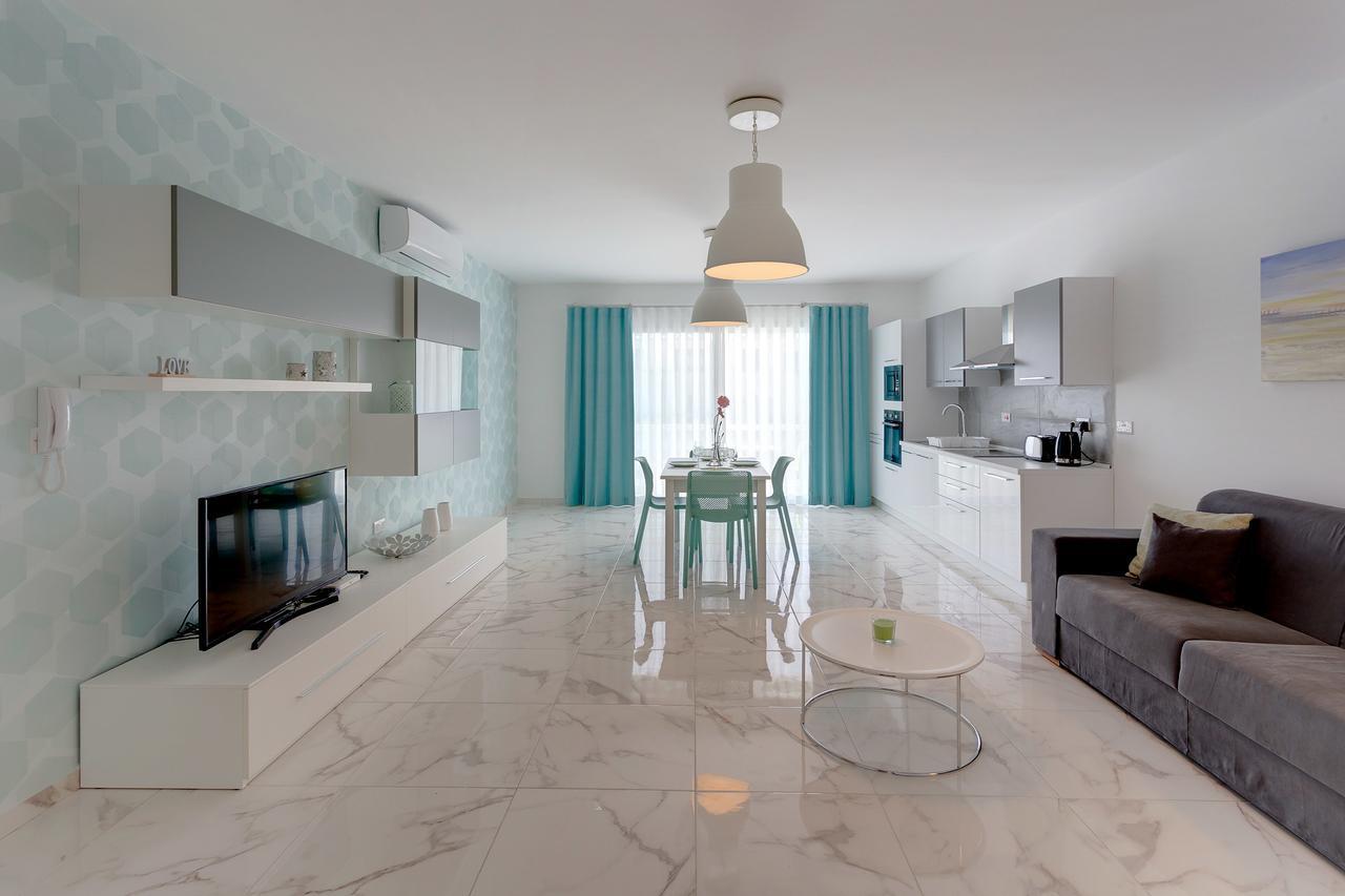 Marvelous 2 Bedroom Apartment By The Sea Qawra Extérieur photo