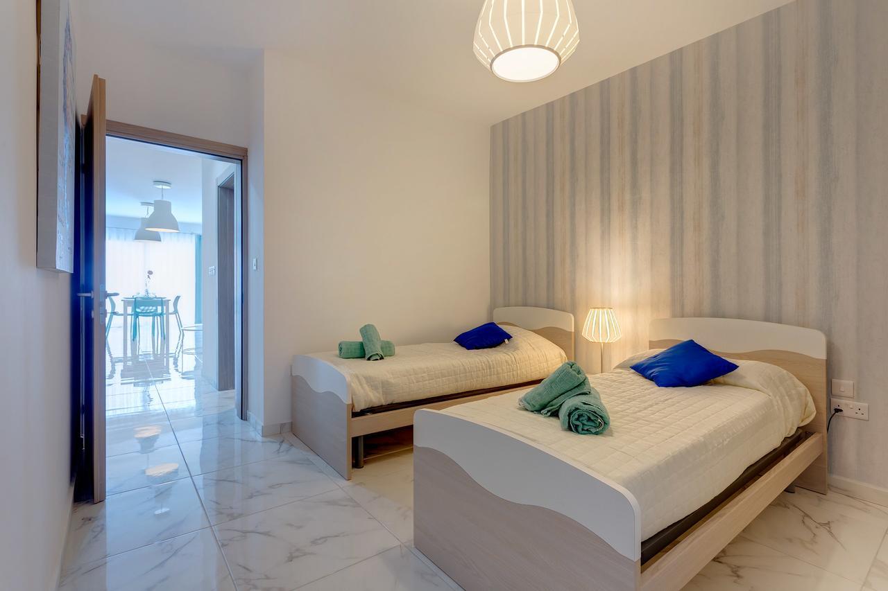 Marvelous 2 Bedroom Apartment By The Sea Qawra Extérieur photo