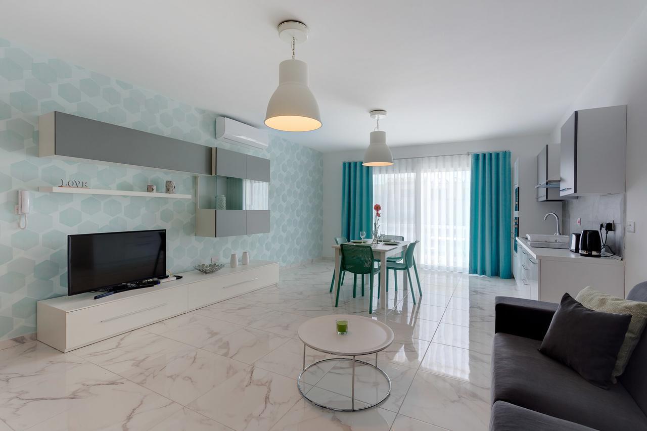 Marvelous 2 Bedroom Apartment By The Sea Qawra Extérieur photo